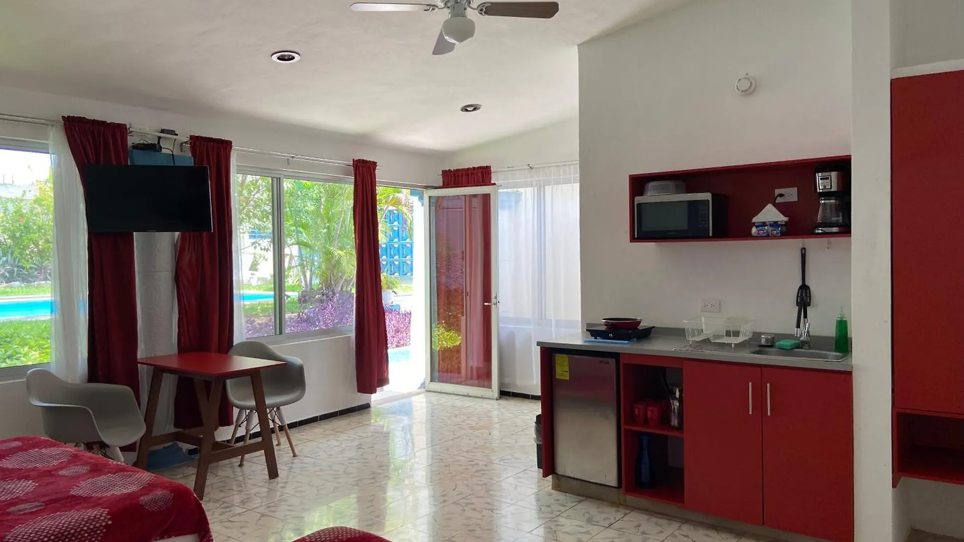 ** Aparthotel Suites Del Sureste - Merida Mexico